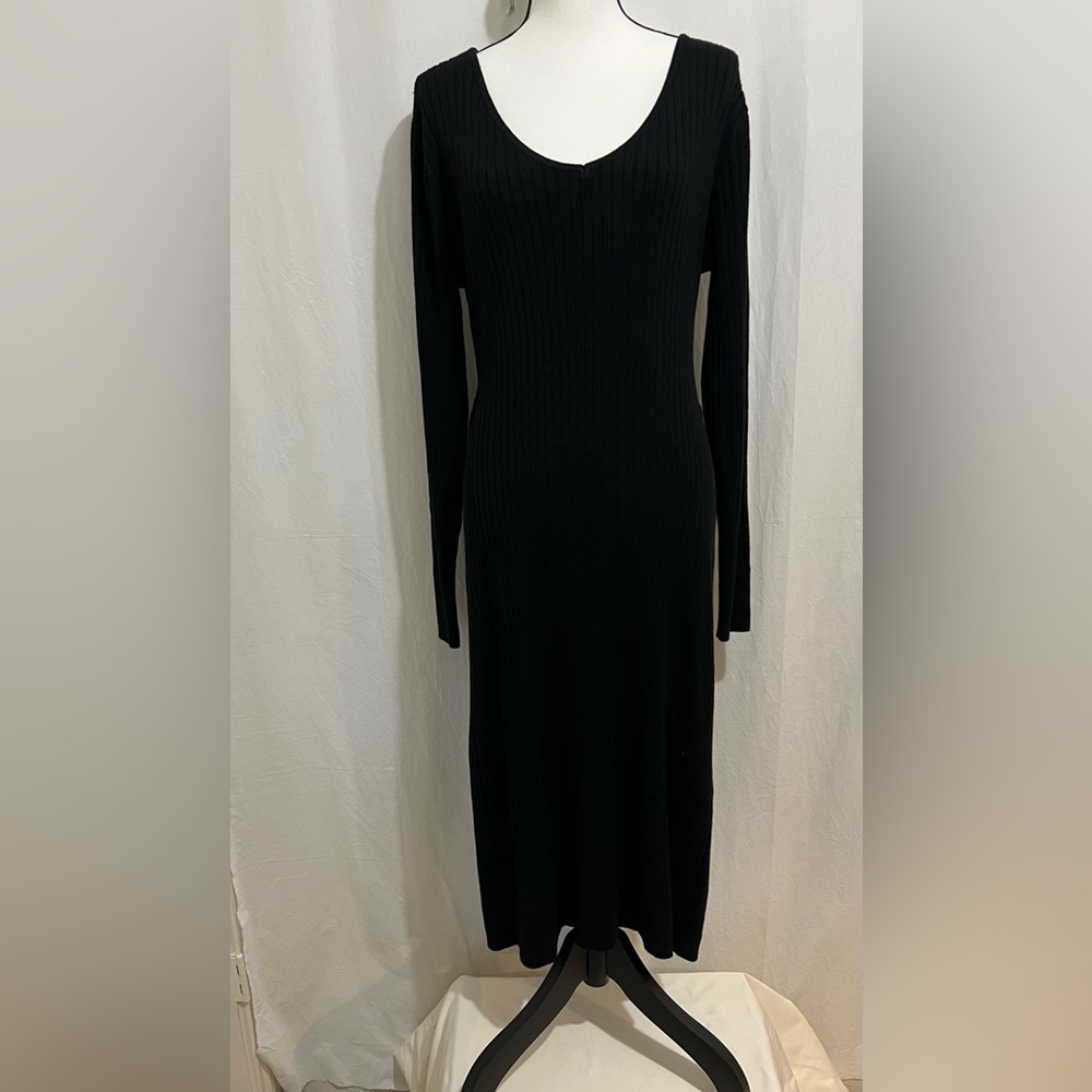 Sofia Jeans Back twist sweater dress color black multiple sizes